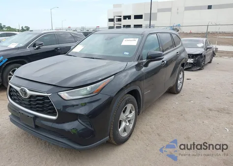 2021 Toyota Highlander L z USA, uszkodzony, nr VIN 5TDCZRAH0MS075795